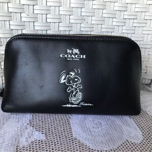 Coach X Snoopy Cosmetic Case